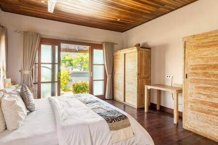 Villa Agung Lembongan Kültér fotó